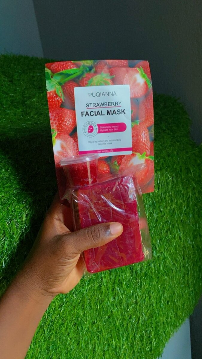 Masque Visage Fraise Pugianna