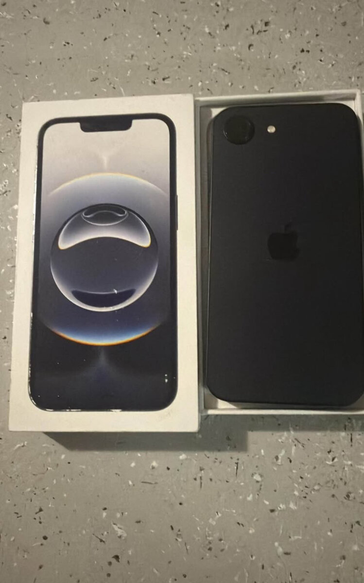 Apple iPhone XR noir