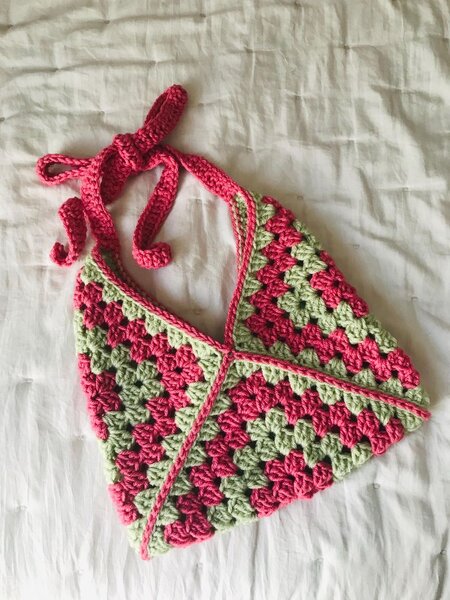 Sac à main crocheté coloré
