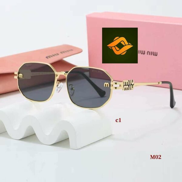 Lunettes de soleil Miu Miu
