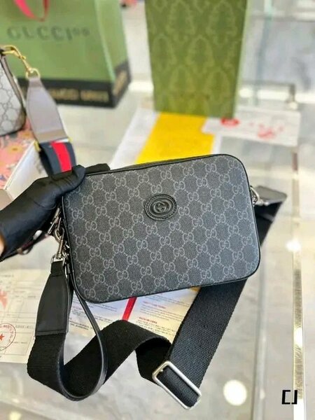 Sac bandoulière élégant