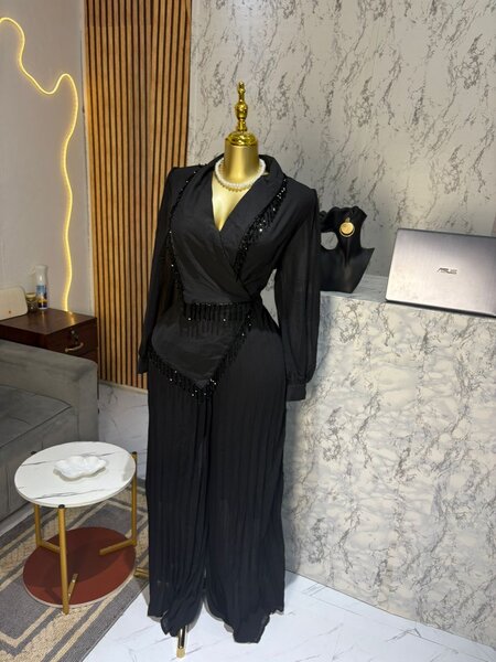 Élégante combinaison noir