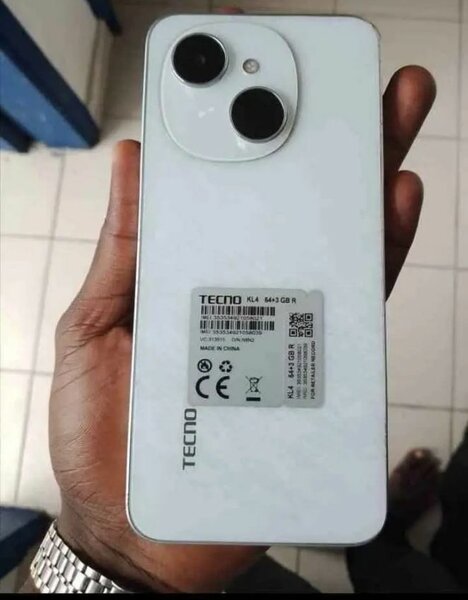 Tecno Camon 20 - Smartphone