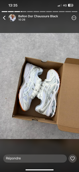 Baskets de sport blanches