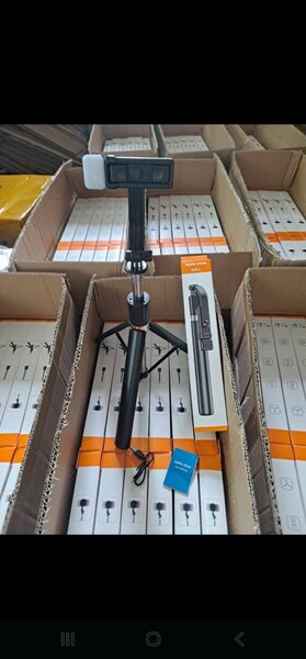 Bluetooth Selfie Stick Tripod