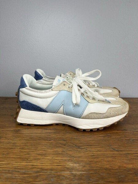 Baskets rétro bleu et blanc