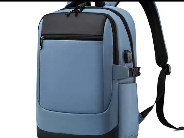 Sac à dos moderne USB