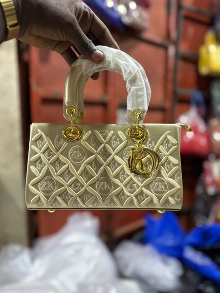 Sac à main en cuir élégant