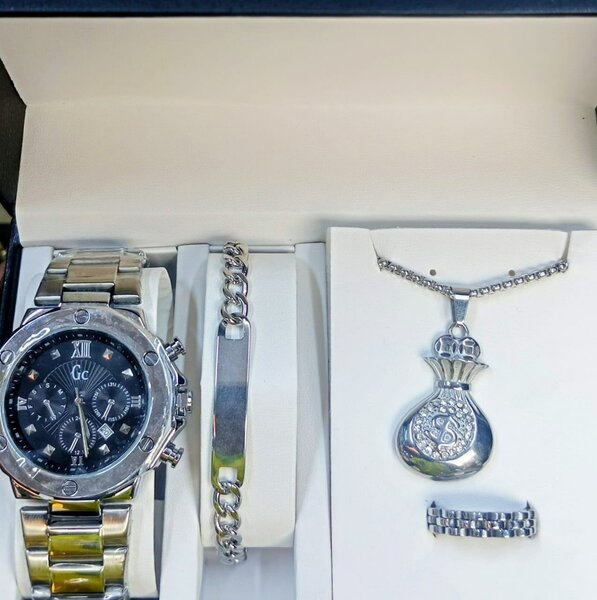 Montre homme avec bracelet et collier