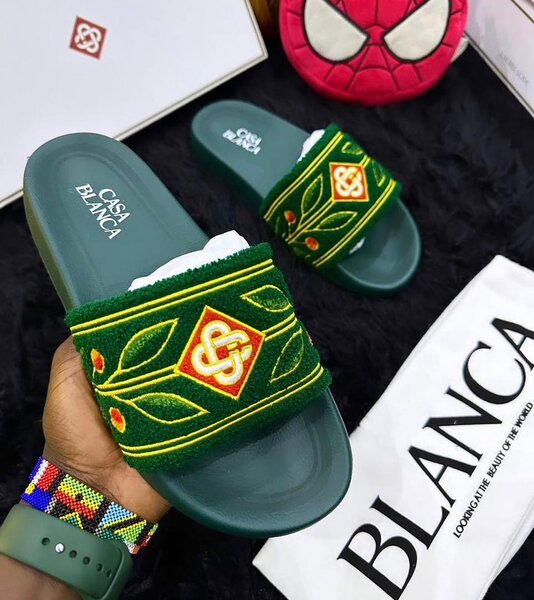 Claquettes ornées Casa Blanca