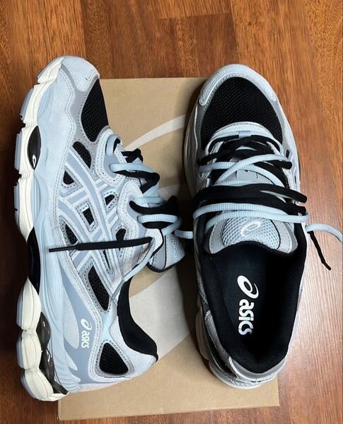 Chaussures Asics pour hommes