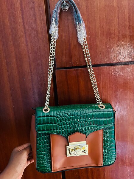 Sac à main en cuir élégant