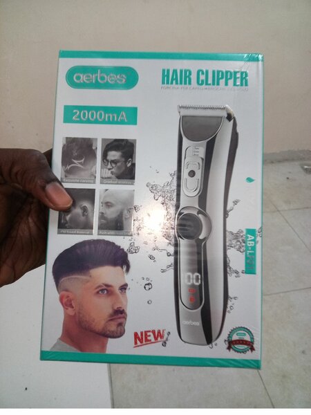 Tondeuse professionnelle sans fil 2000mA IPX6