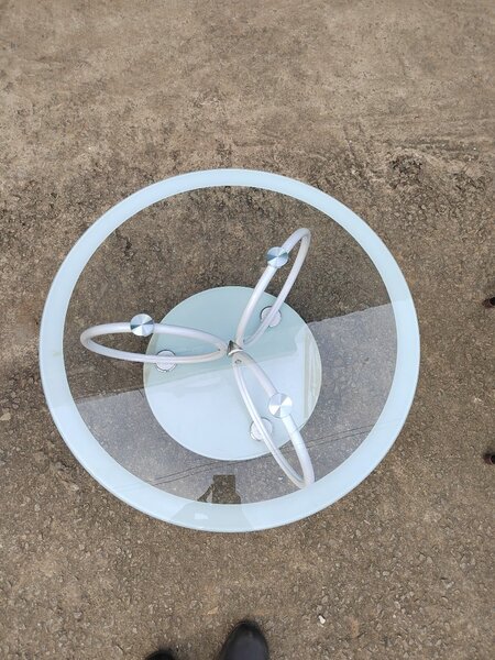 Table basse ronde en verre design