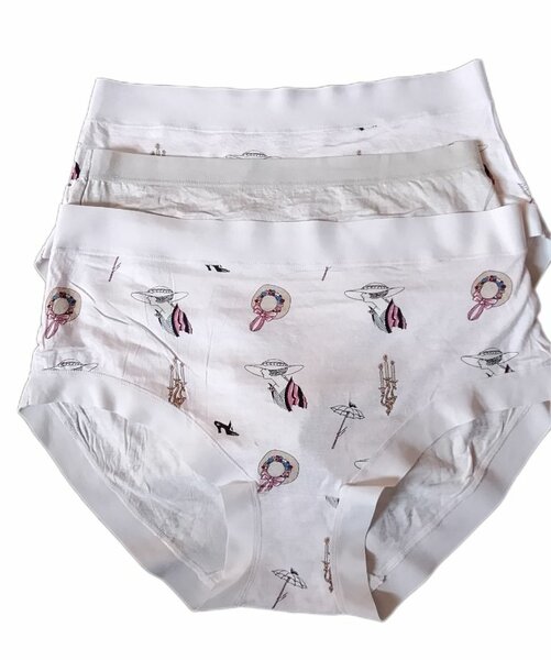 Sous-vêtements féminins imprimés