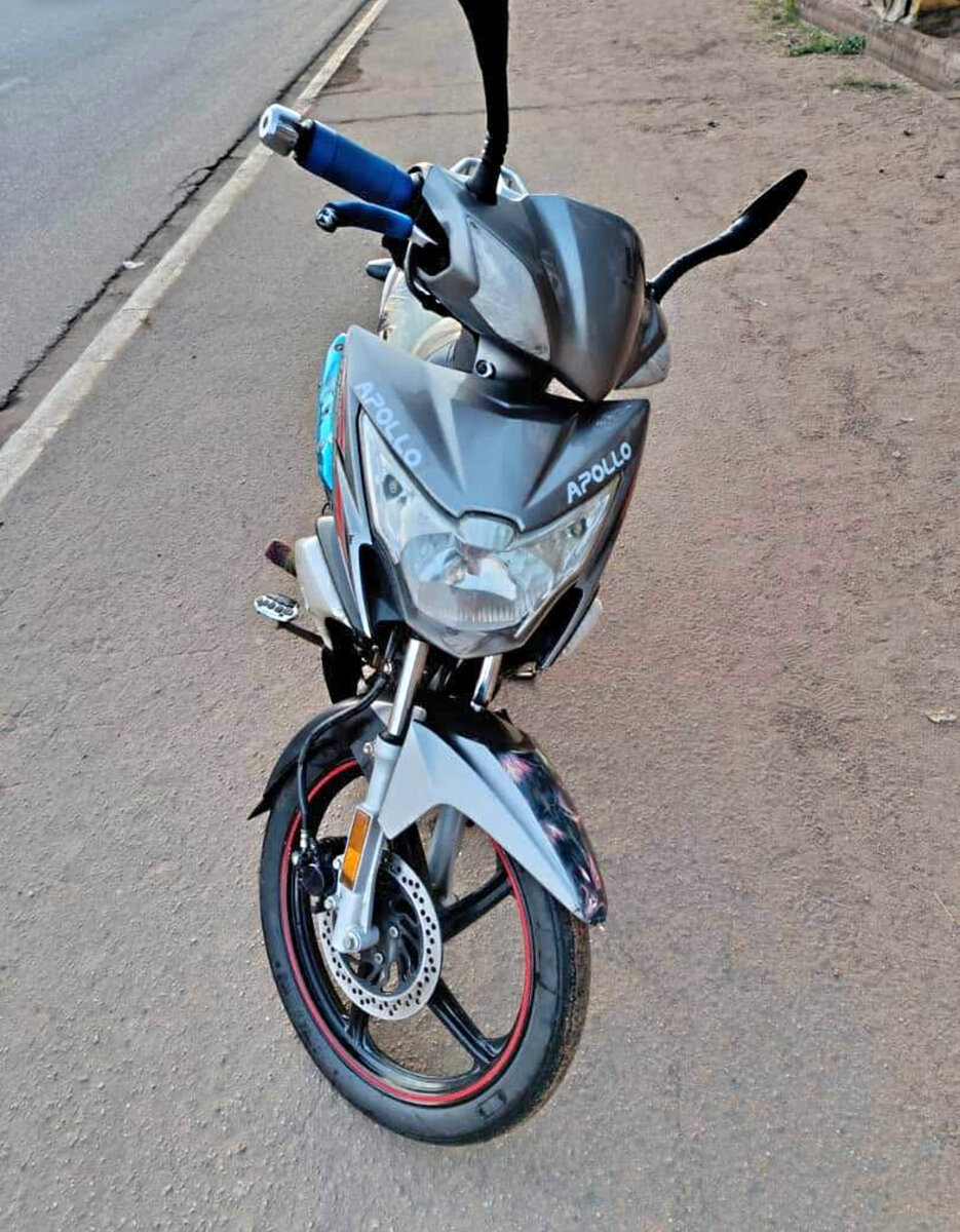 Moto Apollo sportive