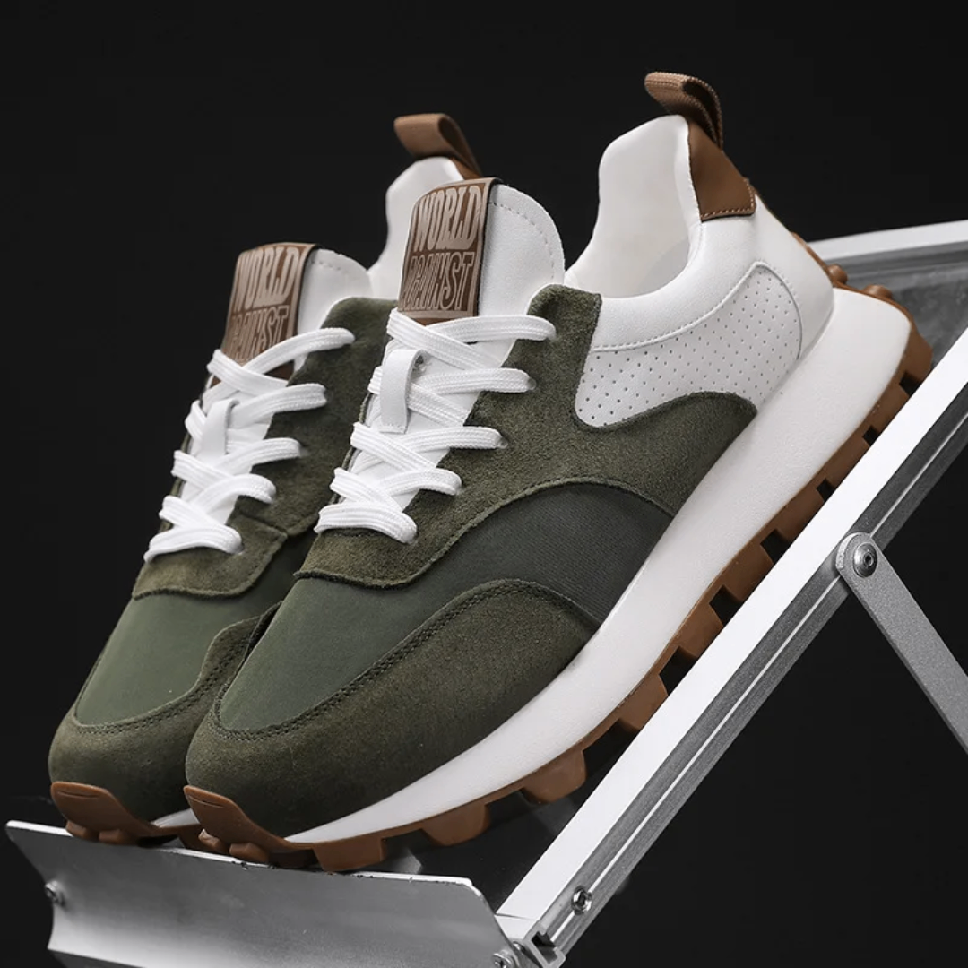 Sneakers noirs et blancs élégants