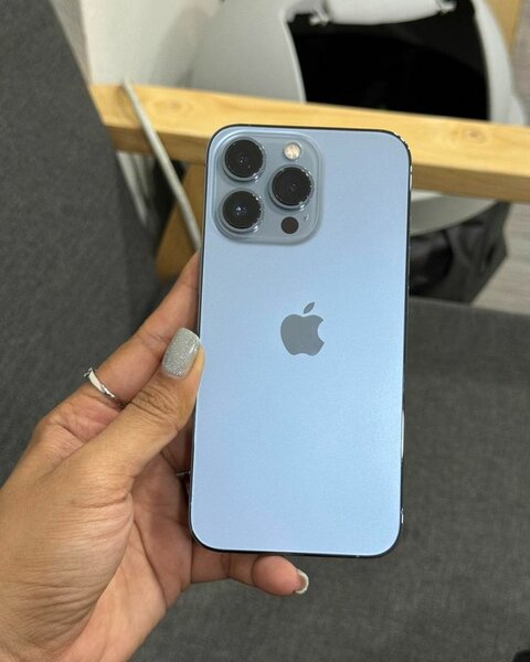 iPhone 13 Pro Max Bleu