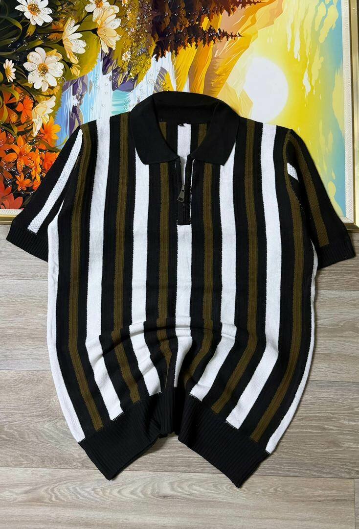 Polo rayé tricoté élégant