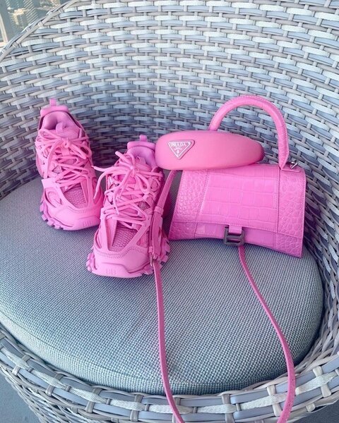 Ensemble mode rose tendance