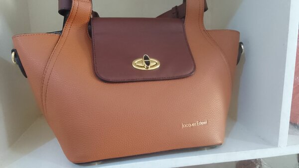 Sac à main élégant femme