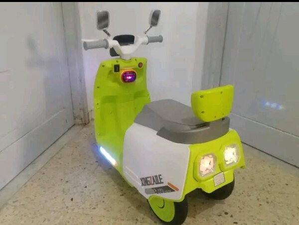 Moto electrique enfant XONGJIADE vert