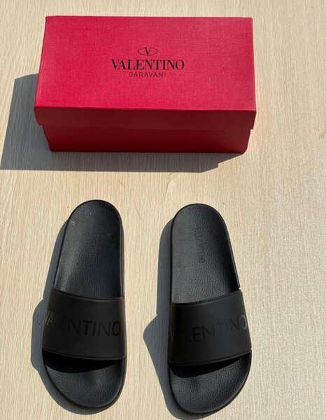 Tongs Valentino luxe