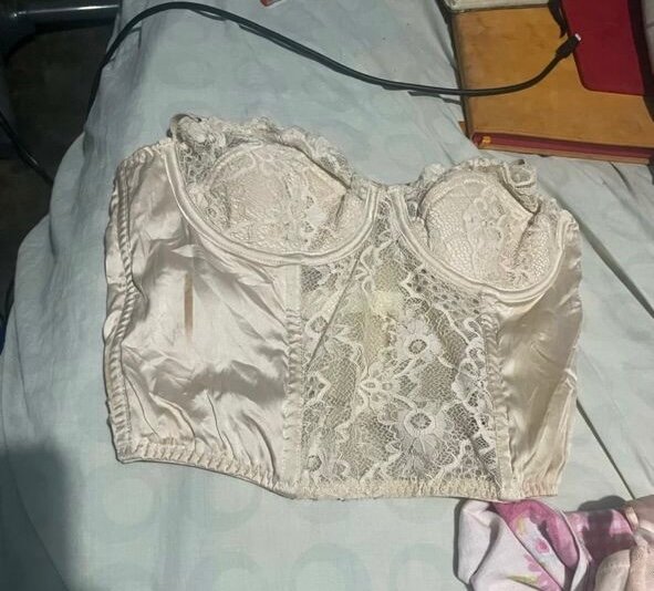 Corset bustier en dentelle