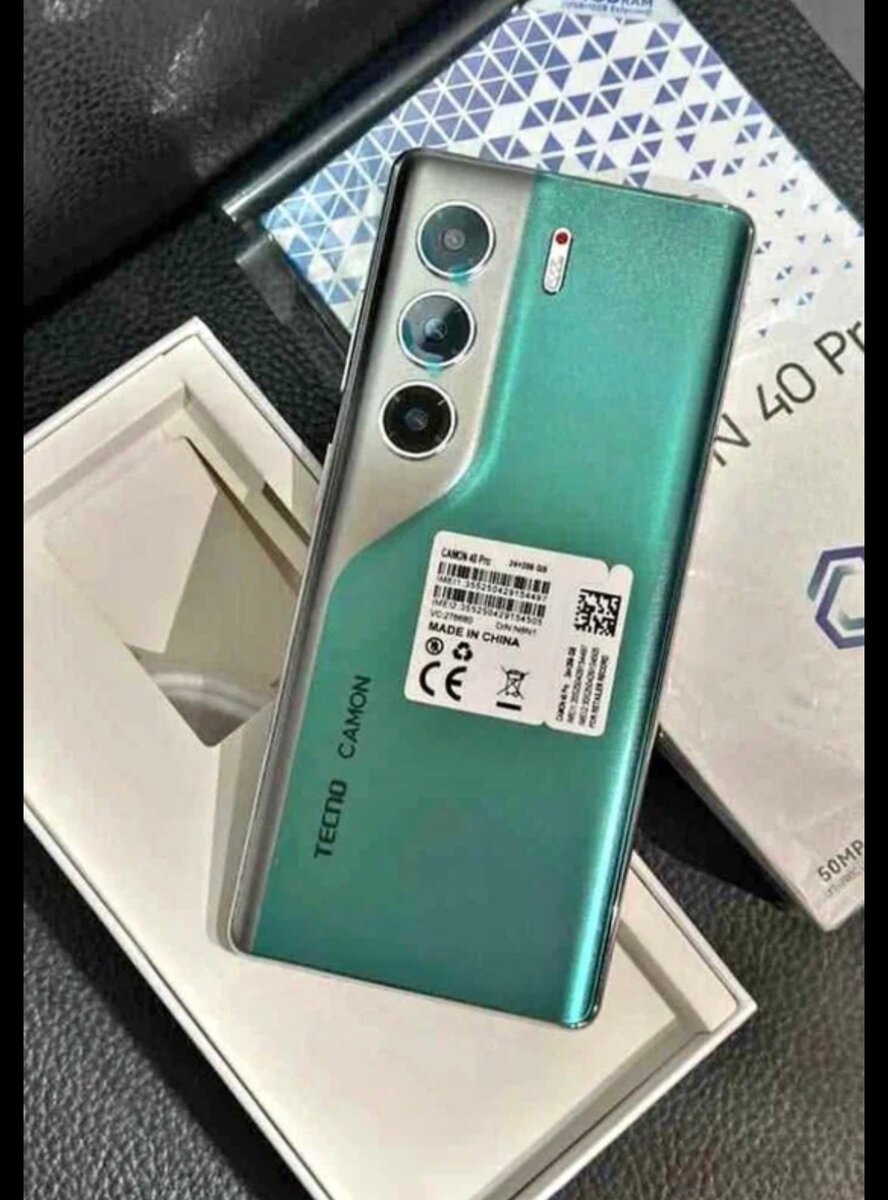 Tecno Camon 40 Pro - Smartphone élégant