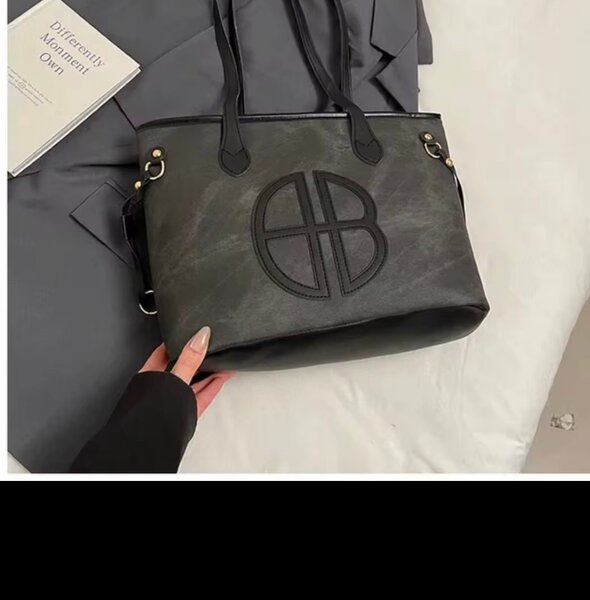 Sac à main élégant en cuir