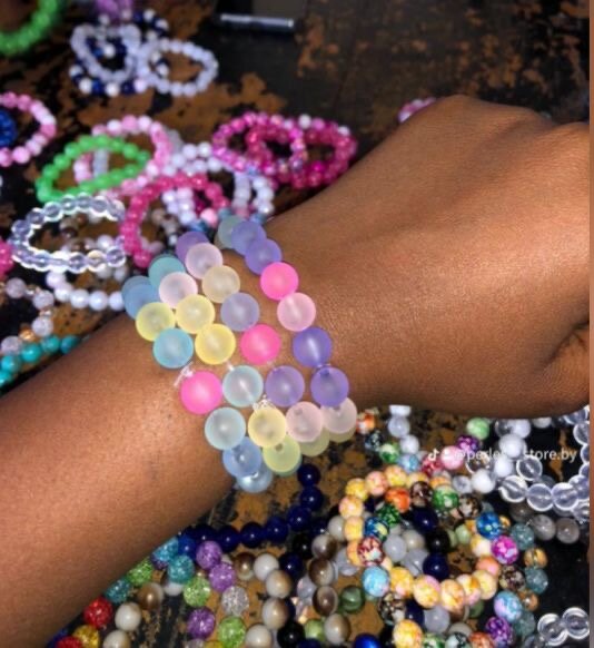 Bracelets perles colorées