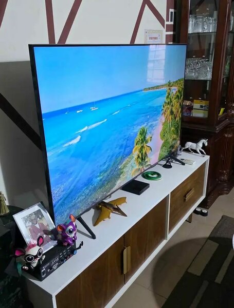 Télévision LED Ultra HD