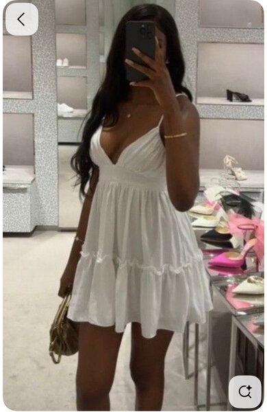 Robe d'été blanche élégante