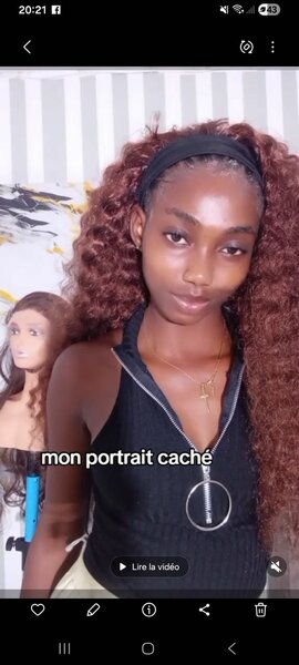 Perruque ondulée longue