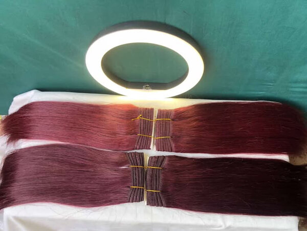 Extensions bordeaux lisses