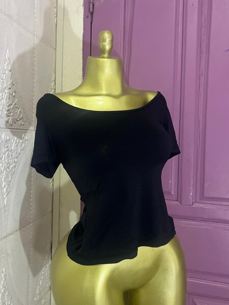 T-shirt noire décontractée