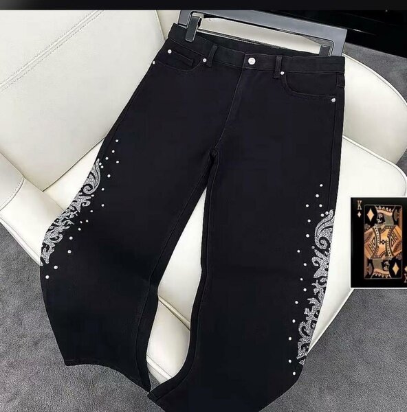 Jeans brodés tendance