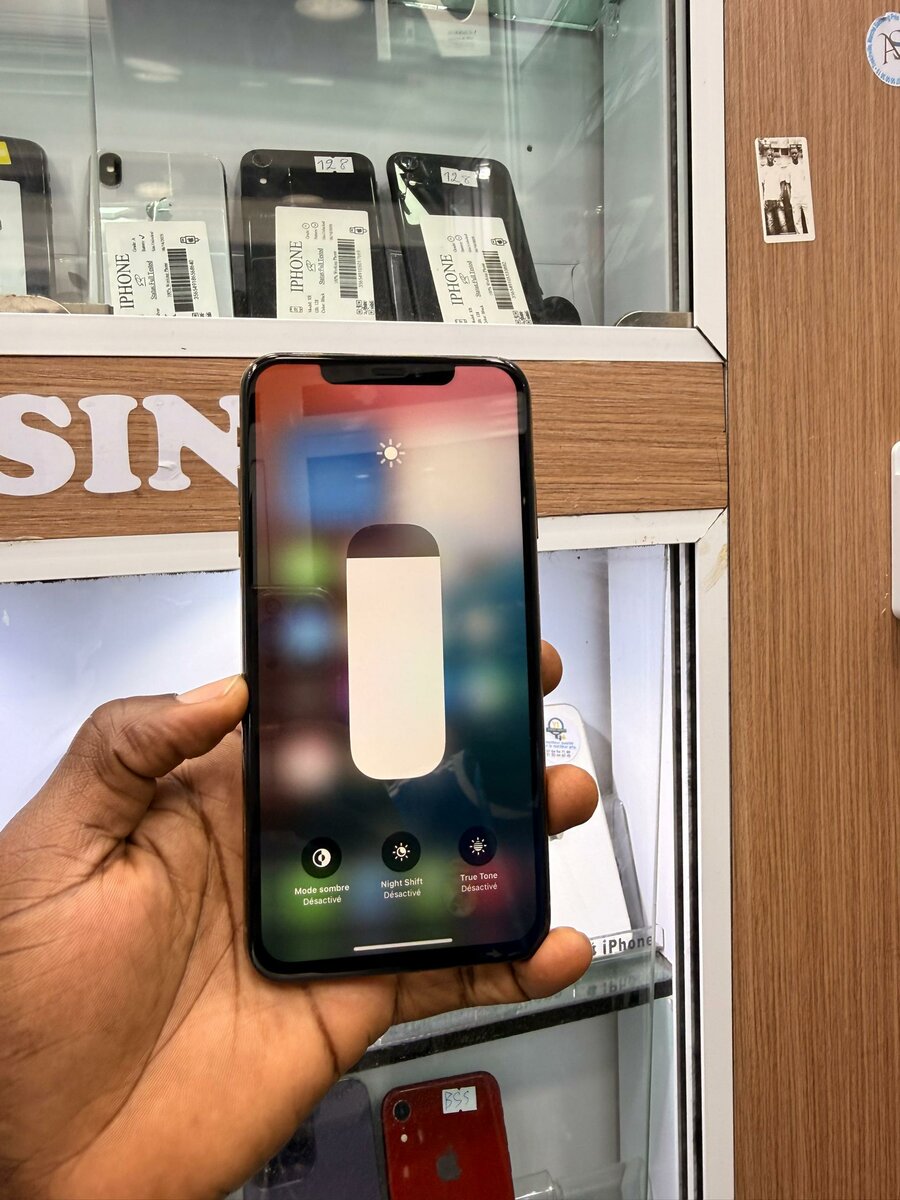 Xs Max 64Go tout passe propre