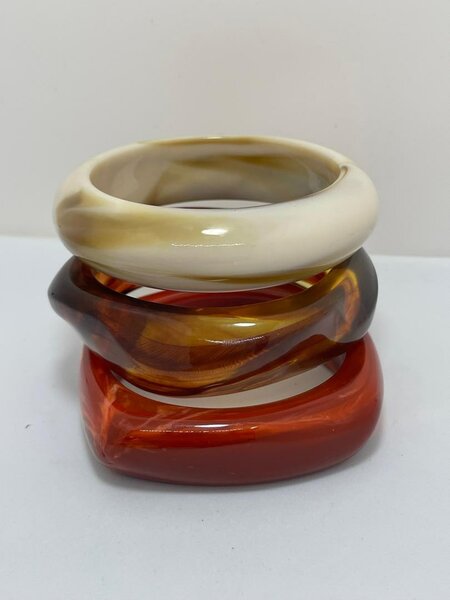 Bracelets élégants en résine