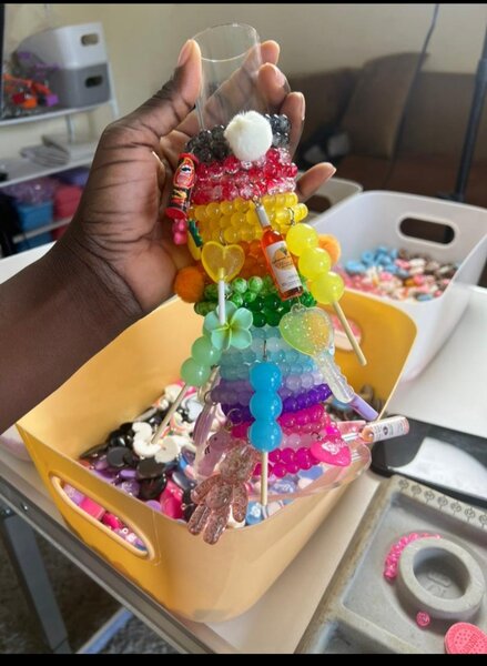 Bracelets en perles colorées