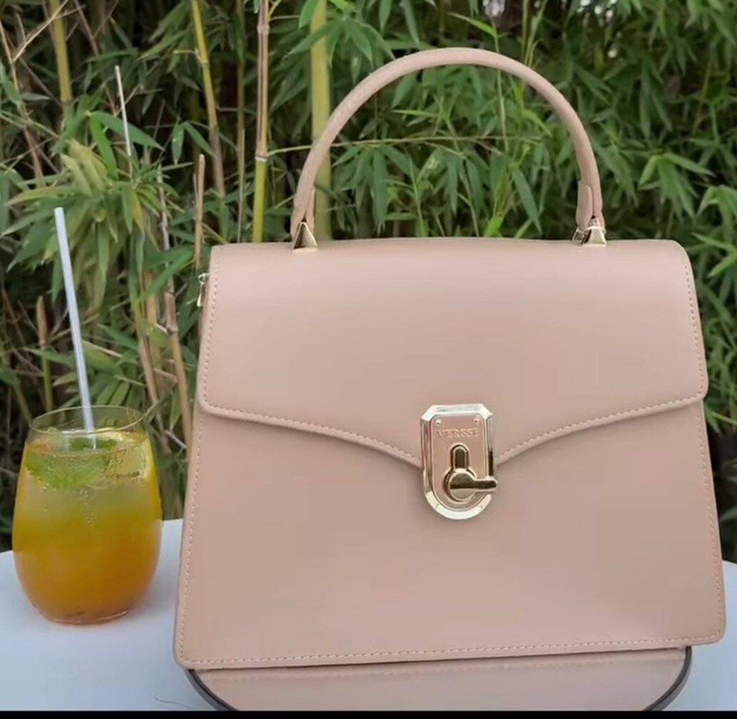 Sac à main élégant femme