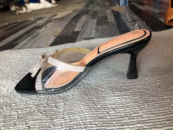 Mules élégantes à talons