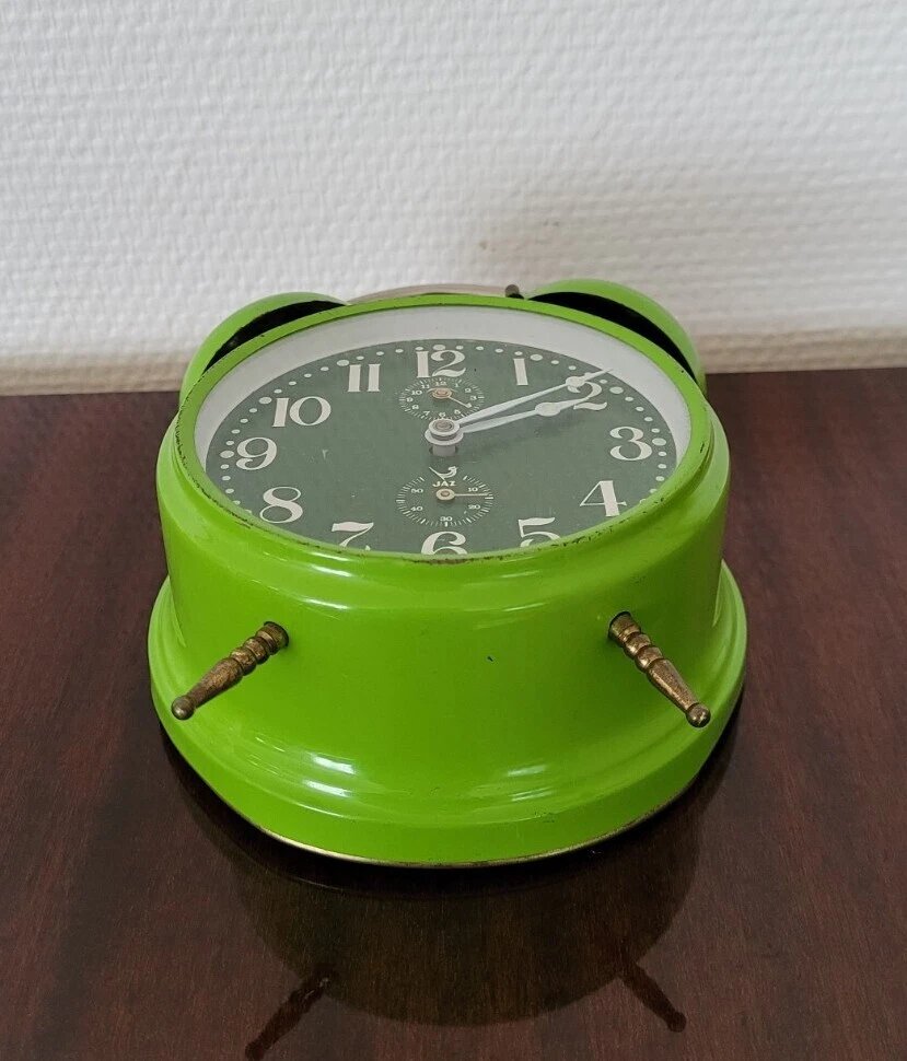 Réveil rétro vert vibrant