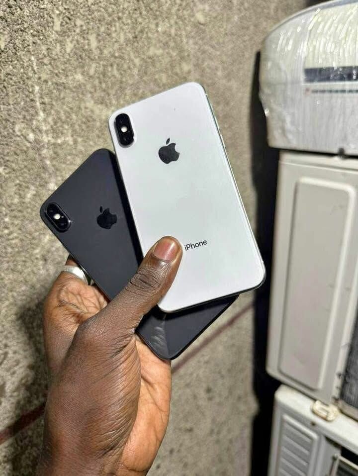 Promo iPhone X casi neuf