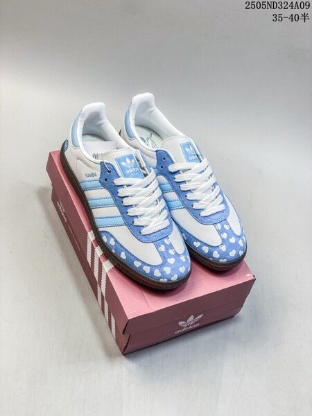 Baskets Adidas Samba Coeur