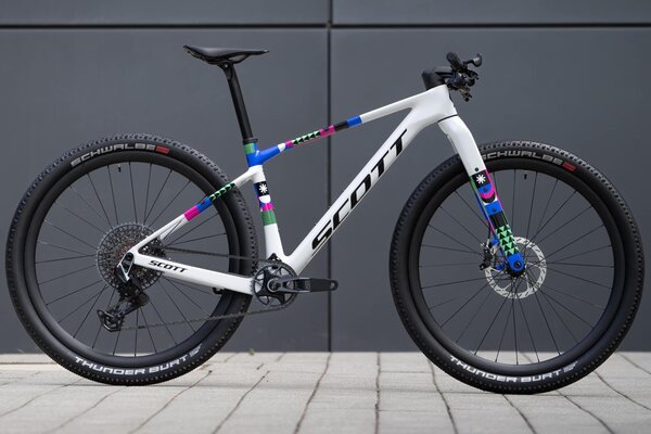 Vélo de montagne haut de gamme