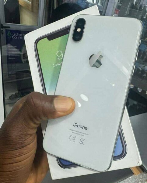 iPhone X 64GB Argent