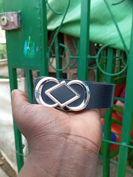 Ceinture élégante semi cuir