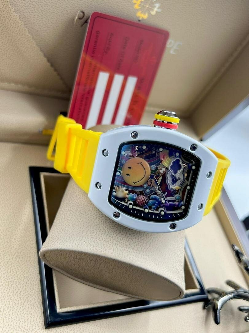 Montre Design Surréaliste Colorée