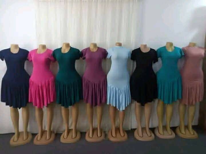 Robes élégantes et colorées